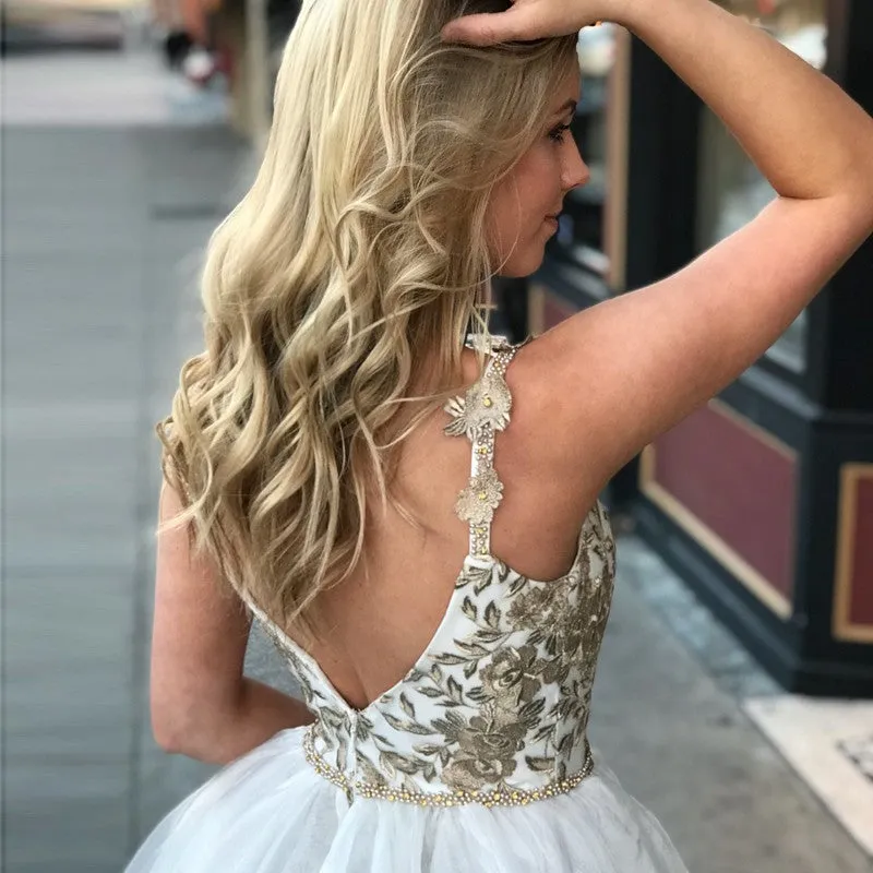 A-Line Spaghetti Straps Floor Length White Detachable Train Prom Dresses with Appliques OKQ65