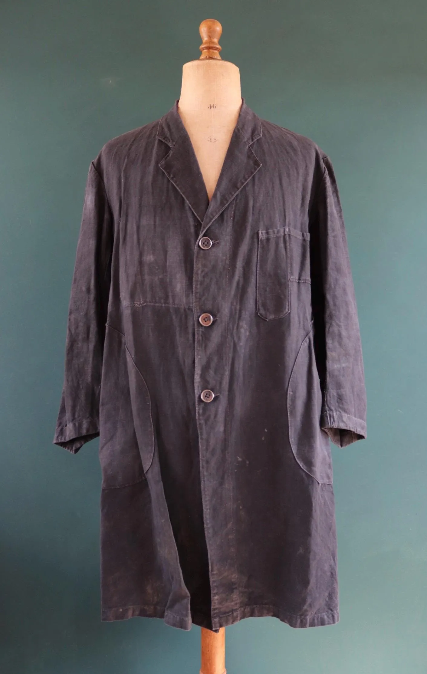 Antique French duster coat - vintage chore jacket - indigo linen workwear - maquignon - 51” chest