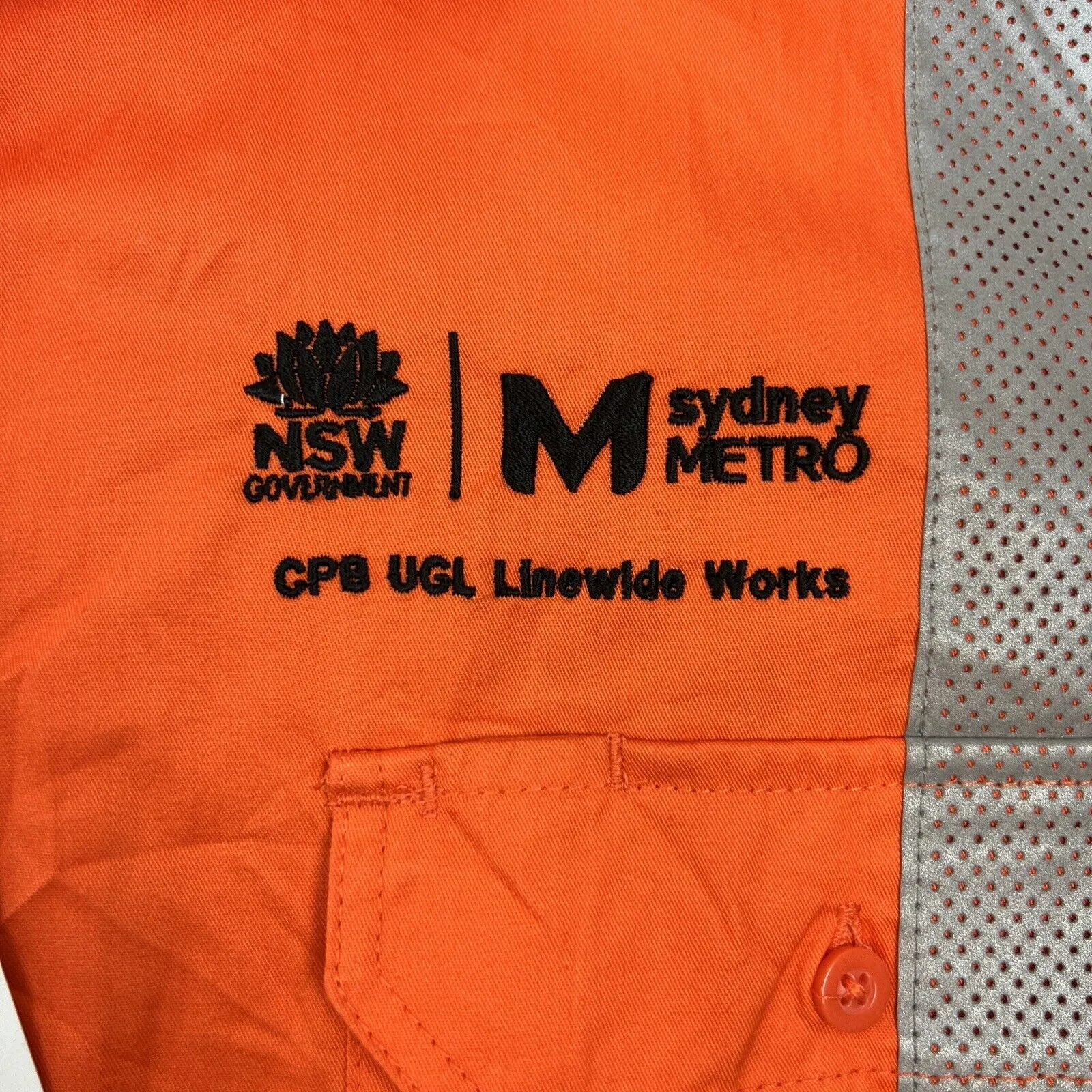Bisley Workewear Long Sleeve Button Up UPF50  Reflective Tape Size Small (New)