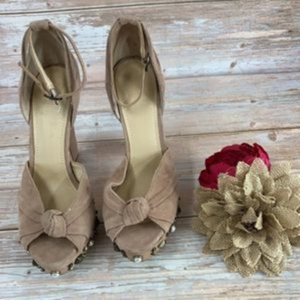 GUESS Tan Leather Kenzie Studded Platform Sandals 10