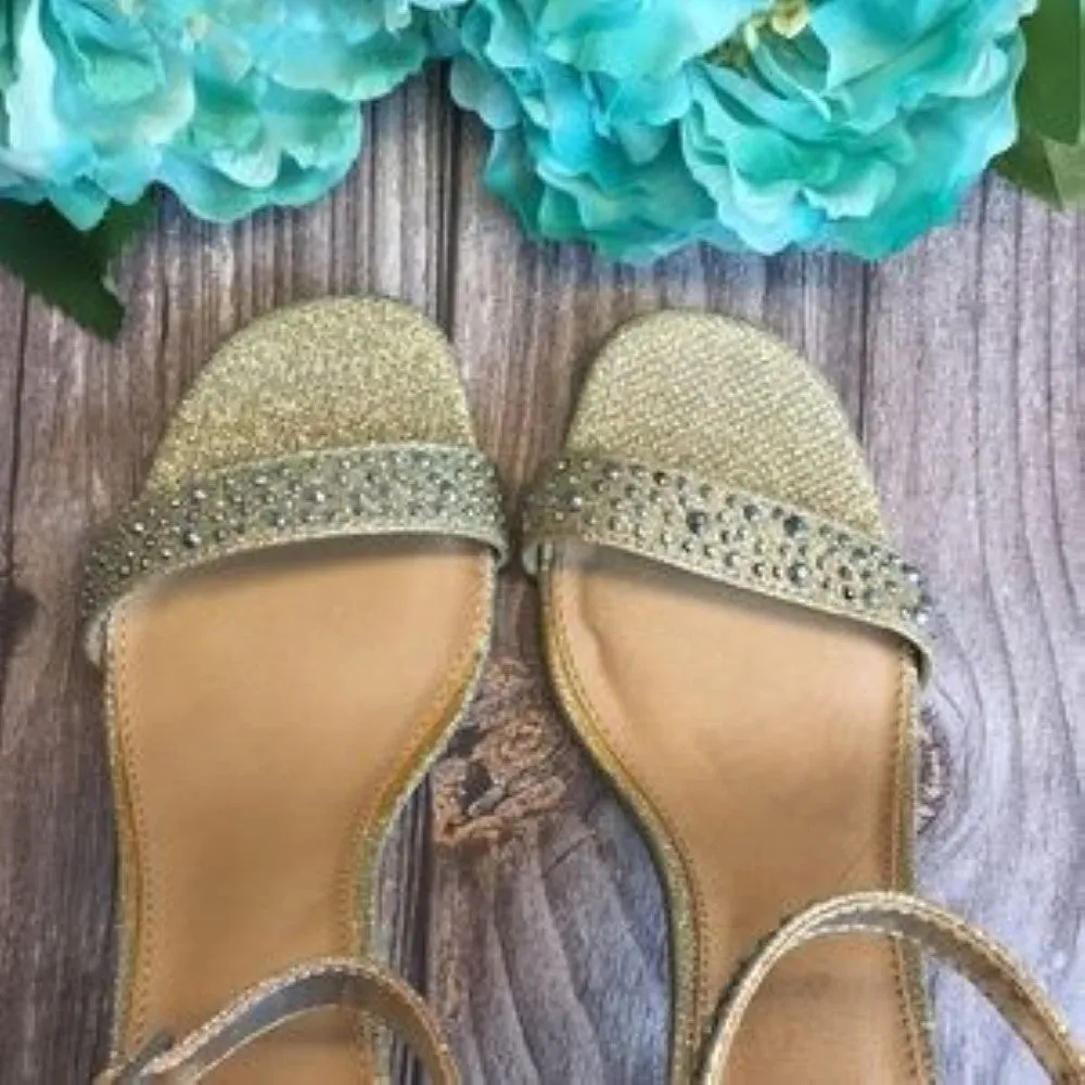 MATERIAL GIRL Blaire Two-Piece Dress Sandals 6M