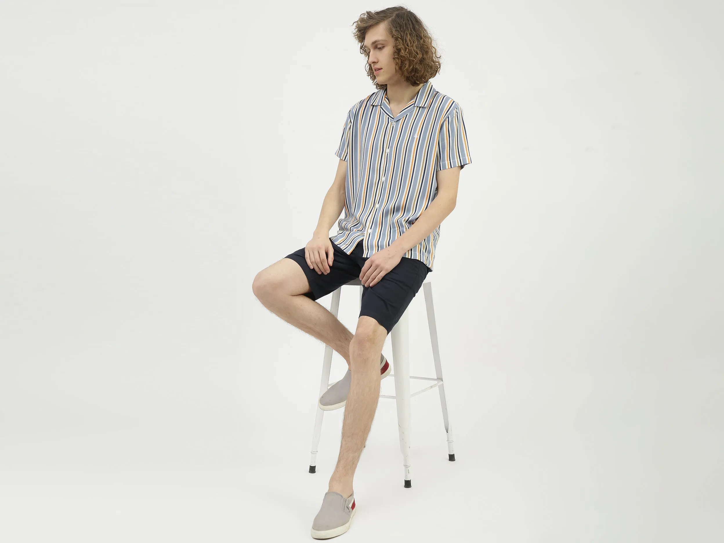 Men Solid Slim Fit Shorts