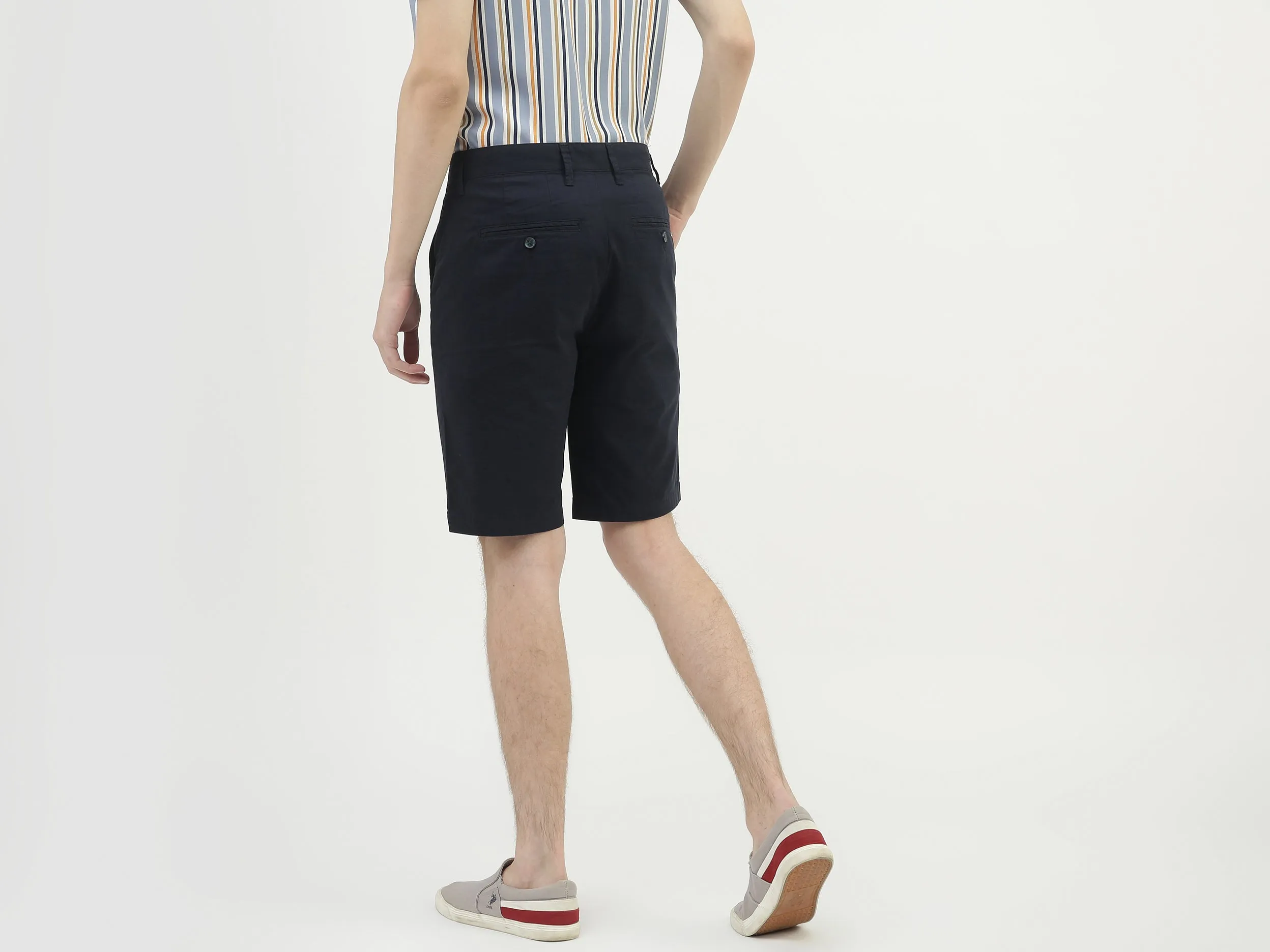 Men Solid Slim Fit Shorts