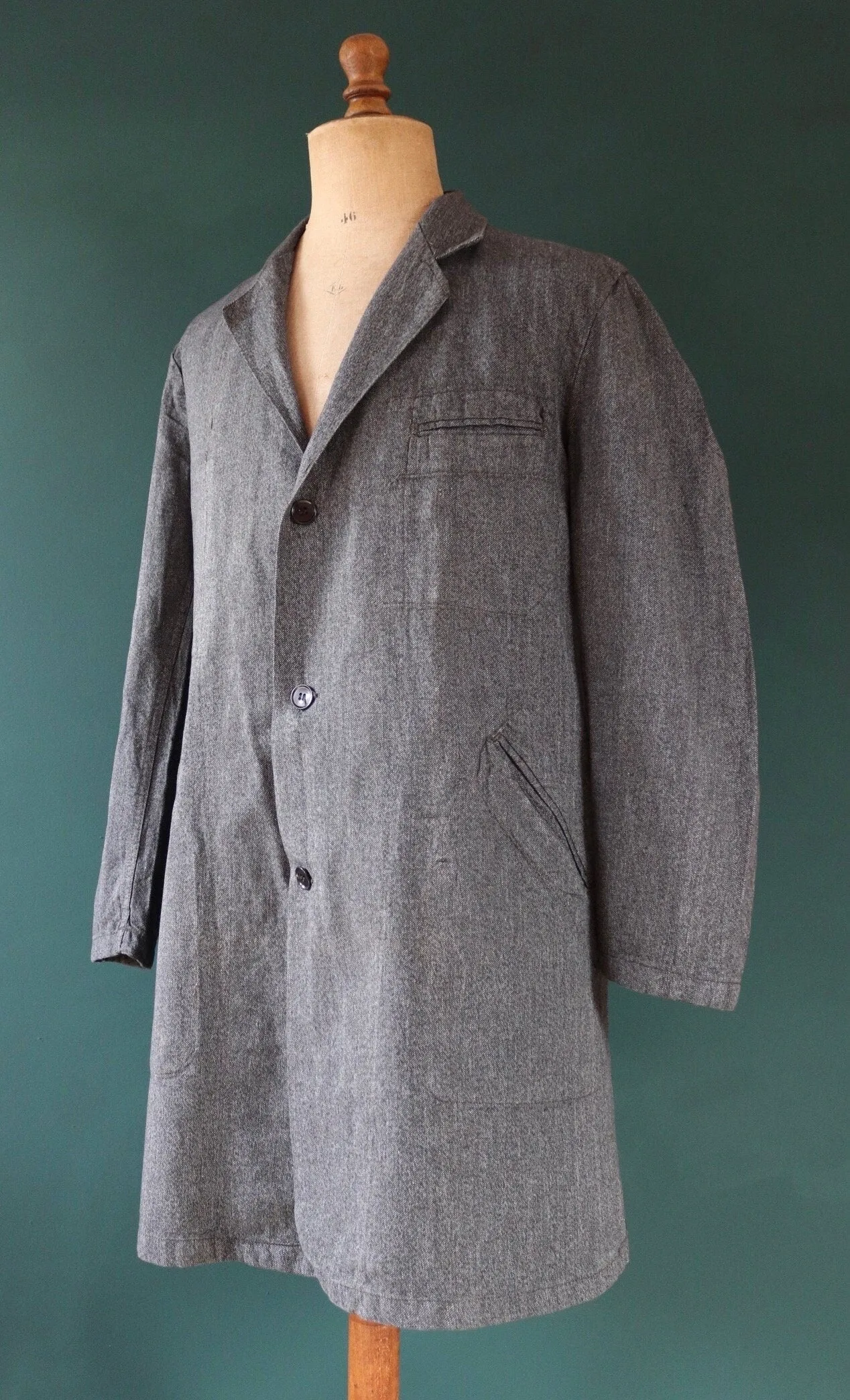 Vintage French workwear jacket - 1950s 60s selvedge overalls - salt pepper grey long belted coat - 49” chest
