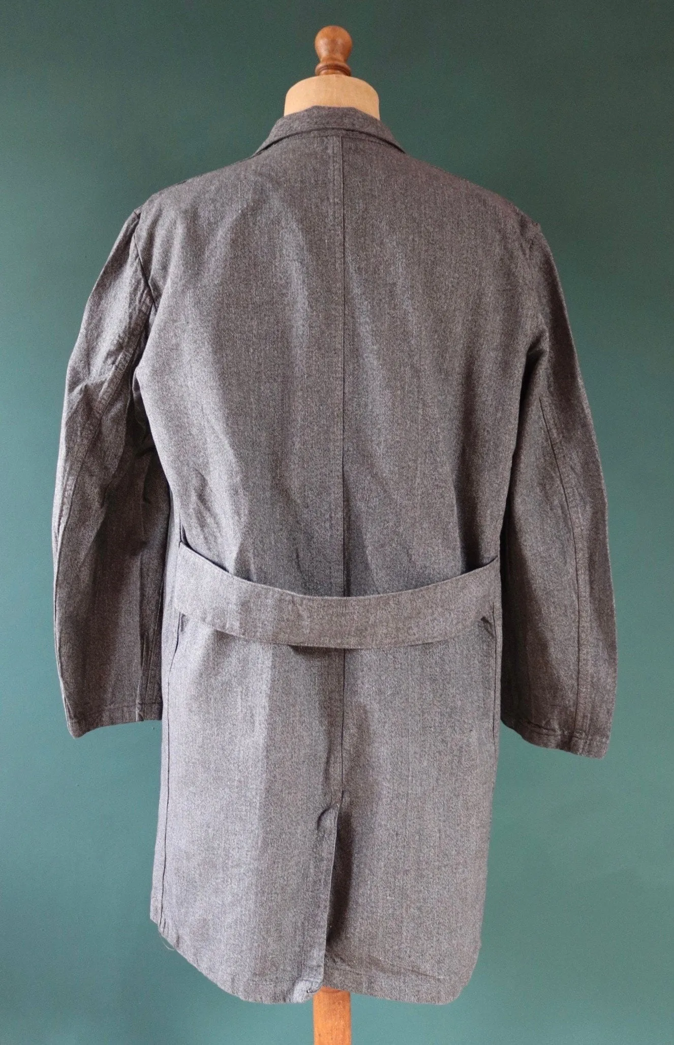 Vintage French workwear jacket - 1950s 60s selvedge overalls - salt pepper grey long belted coat - 49” chest